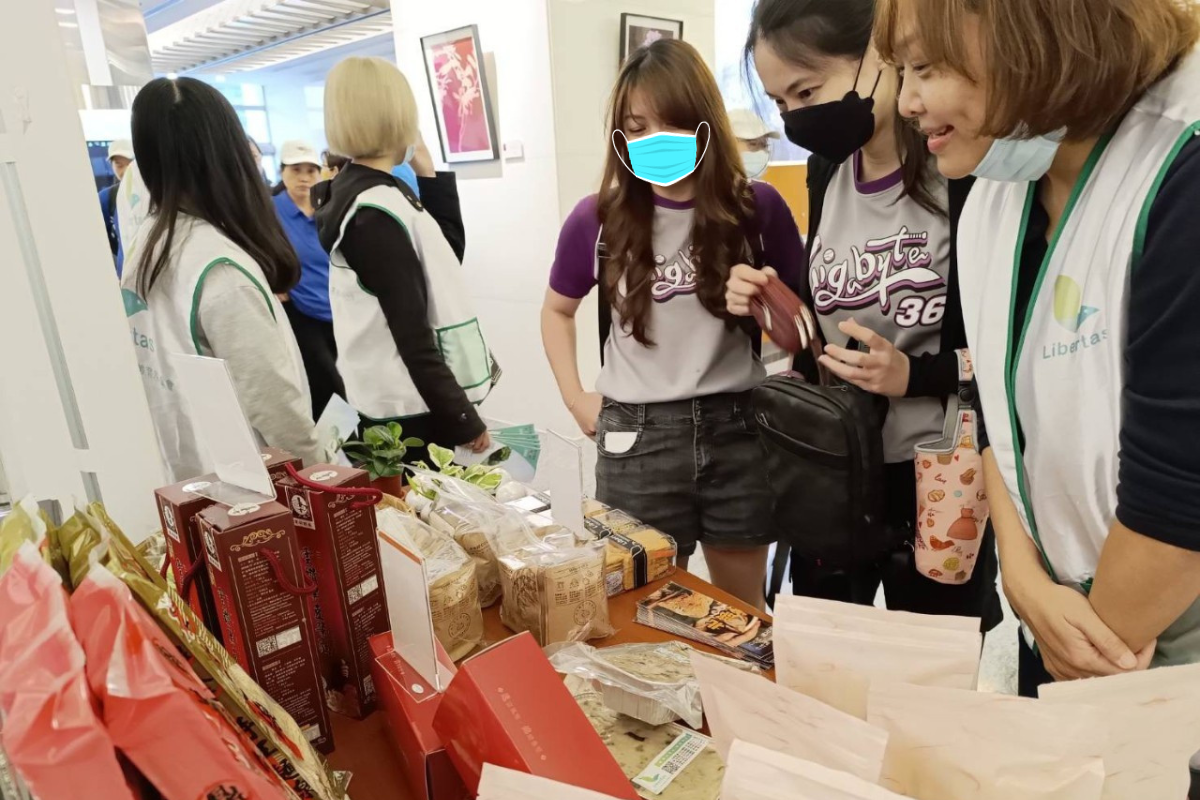 112/04/22 技嘉科技擺攤－響應2023地球日