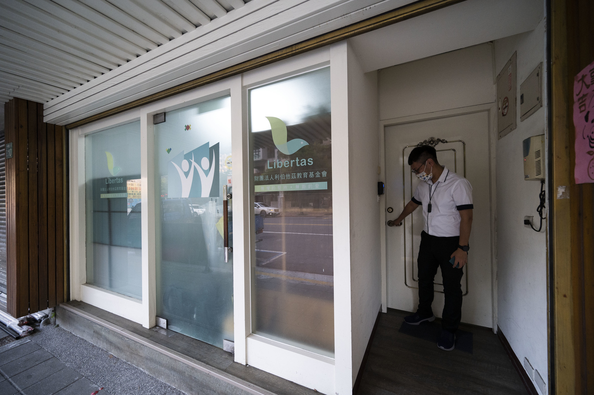 無處安身、求職碰壁又背債──毒品更生人關卡重重的獄後人生